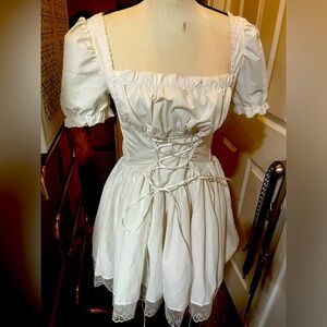 Women’s German white lace up dress